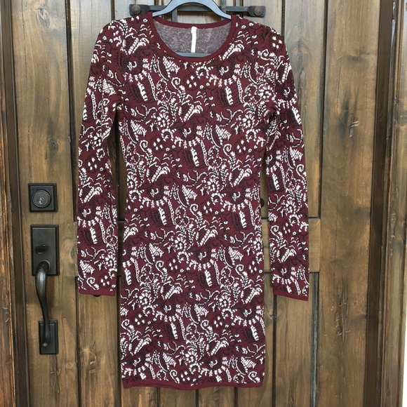 Willow & Clay Paisley Sweater Dress S - Picture 5 of 5